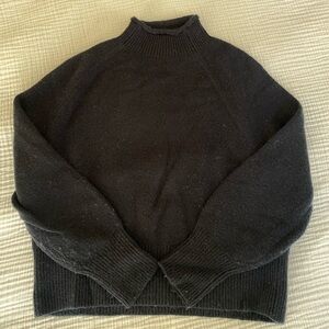 J. Crew Women’s Black Mockneck Sweater in Size XXS (oversized fit)